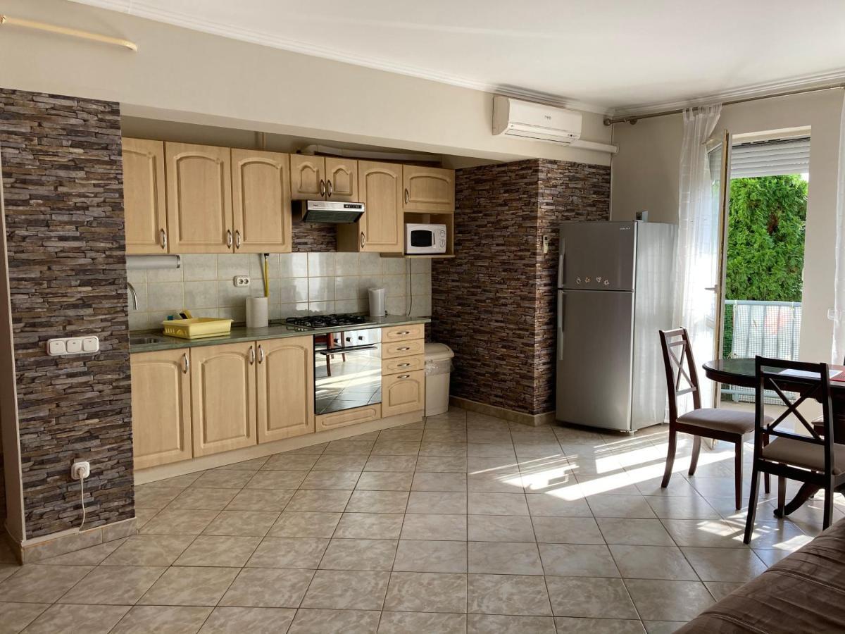 Kristaly Apartman Eger Ngoại thất bức ảnh