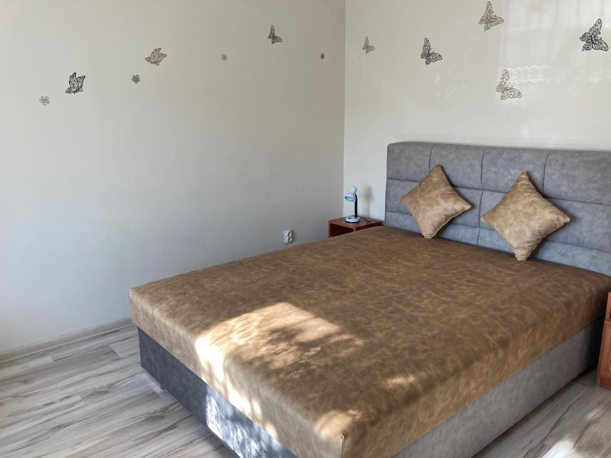 Kristaly Apartman Eger Ngoại thất bức ảnh